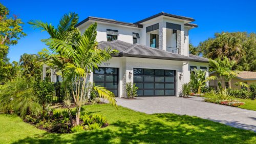 1227 11th Street North | Lake Park
